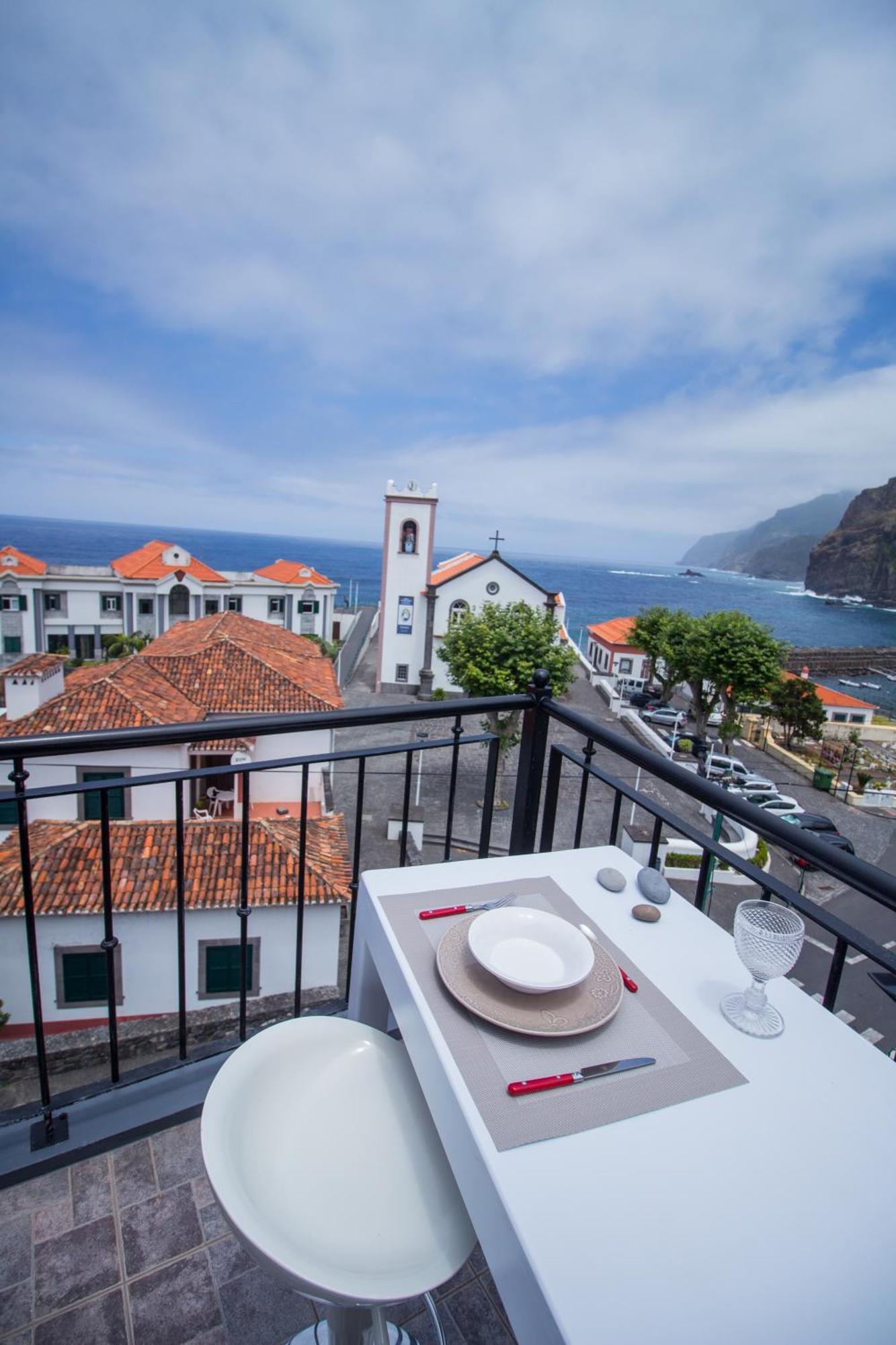 Oliveira'S Apartments - Madeira Island Ponta Delgada  Extérieur photo
