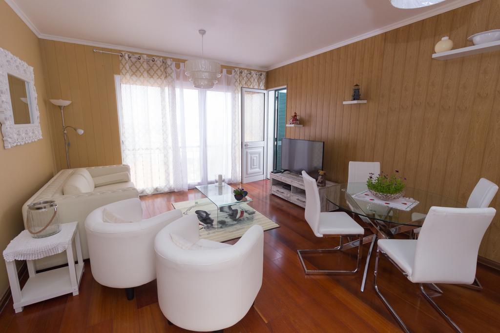 Oliveira'S Apartments - Madeira Island Ponta Delgada  Extérieur photo
